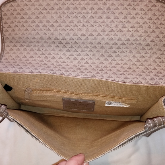 🎊HP!🎊VTG Liz Claiborne | Grey/Taupe Genuine Leather Envelope Shoulder Purse - Picture 8 of 15